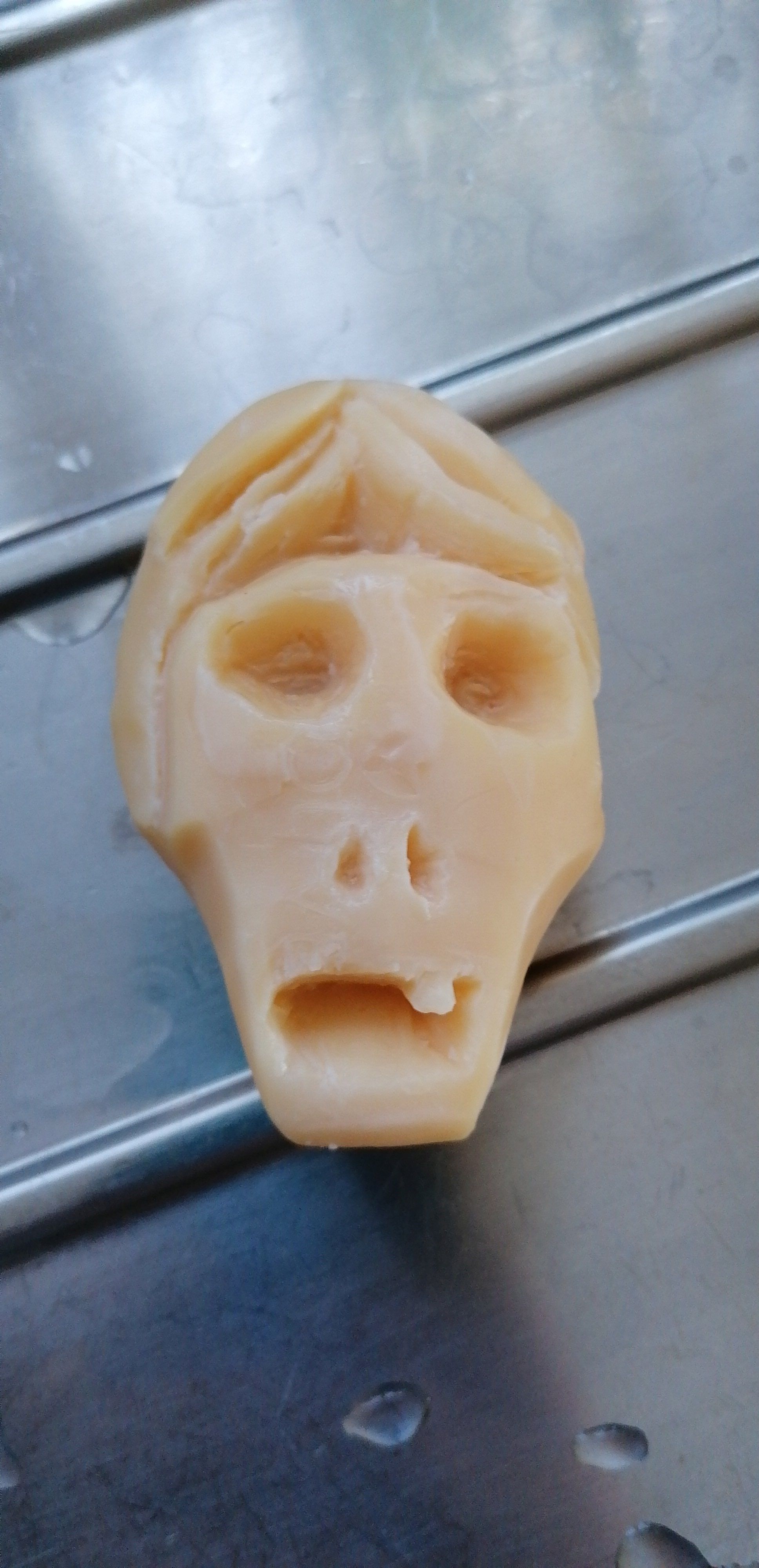 Seifengesicht_2.jpg Seifengesicht_2.jpg