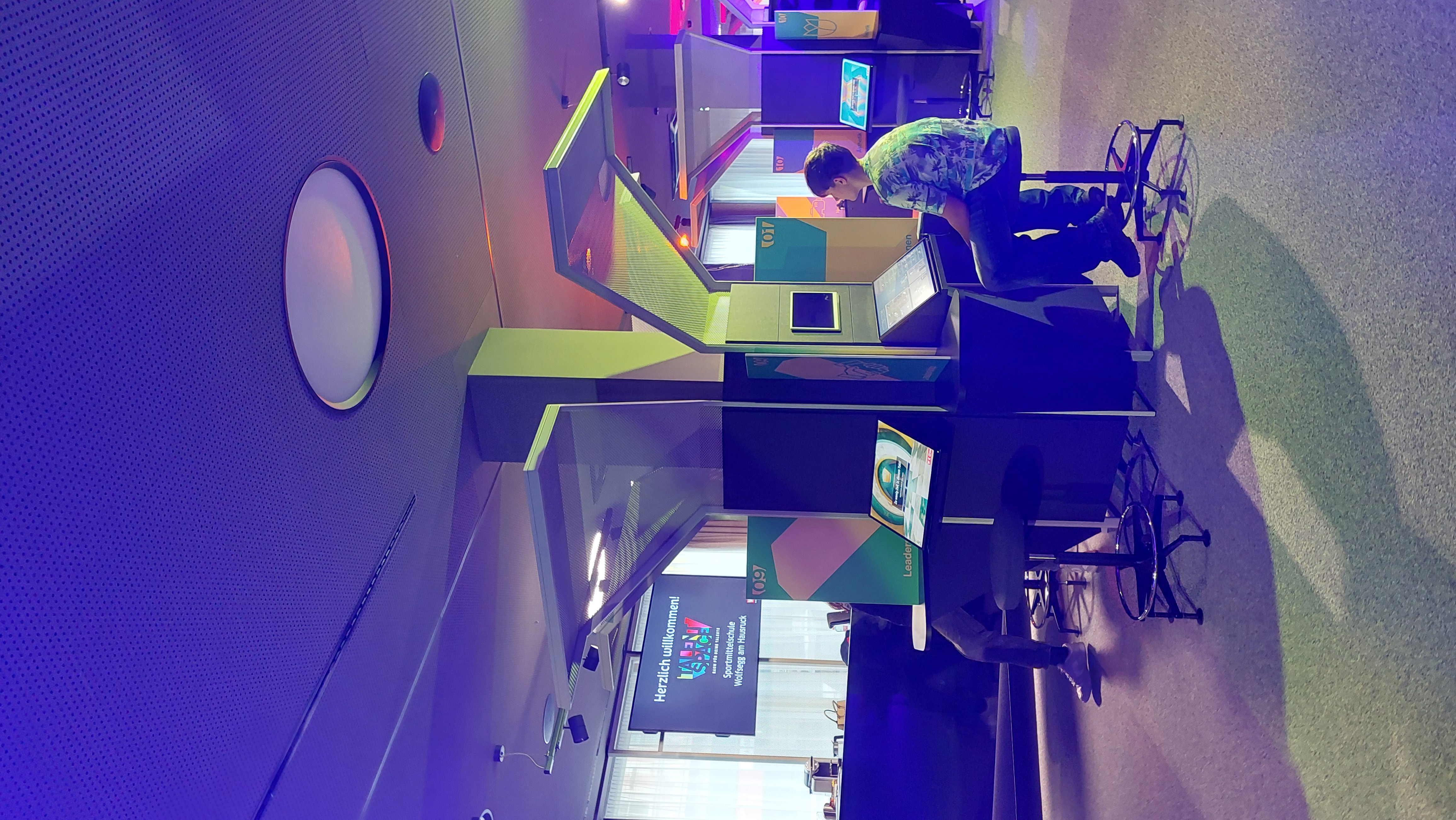 1000078322.jpg 1000078322.jpg