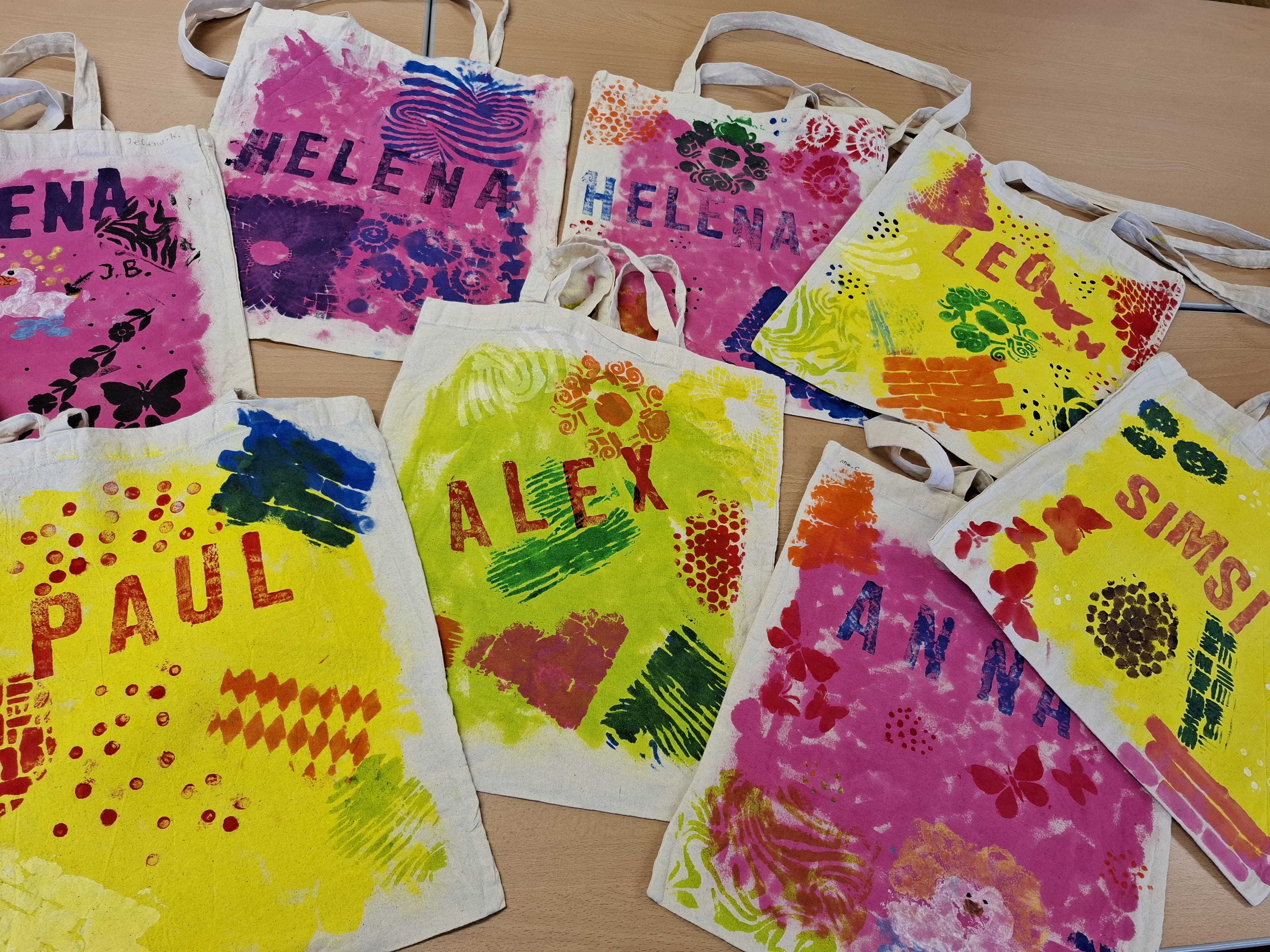 20251014_160436-min.jpg 20251014_160436-min.jpg