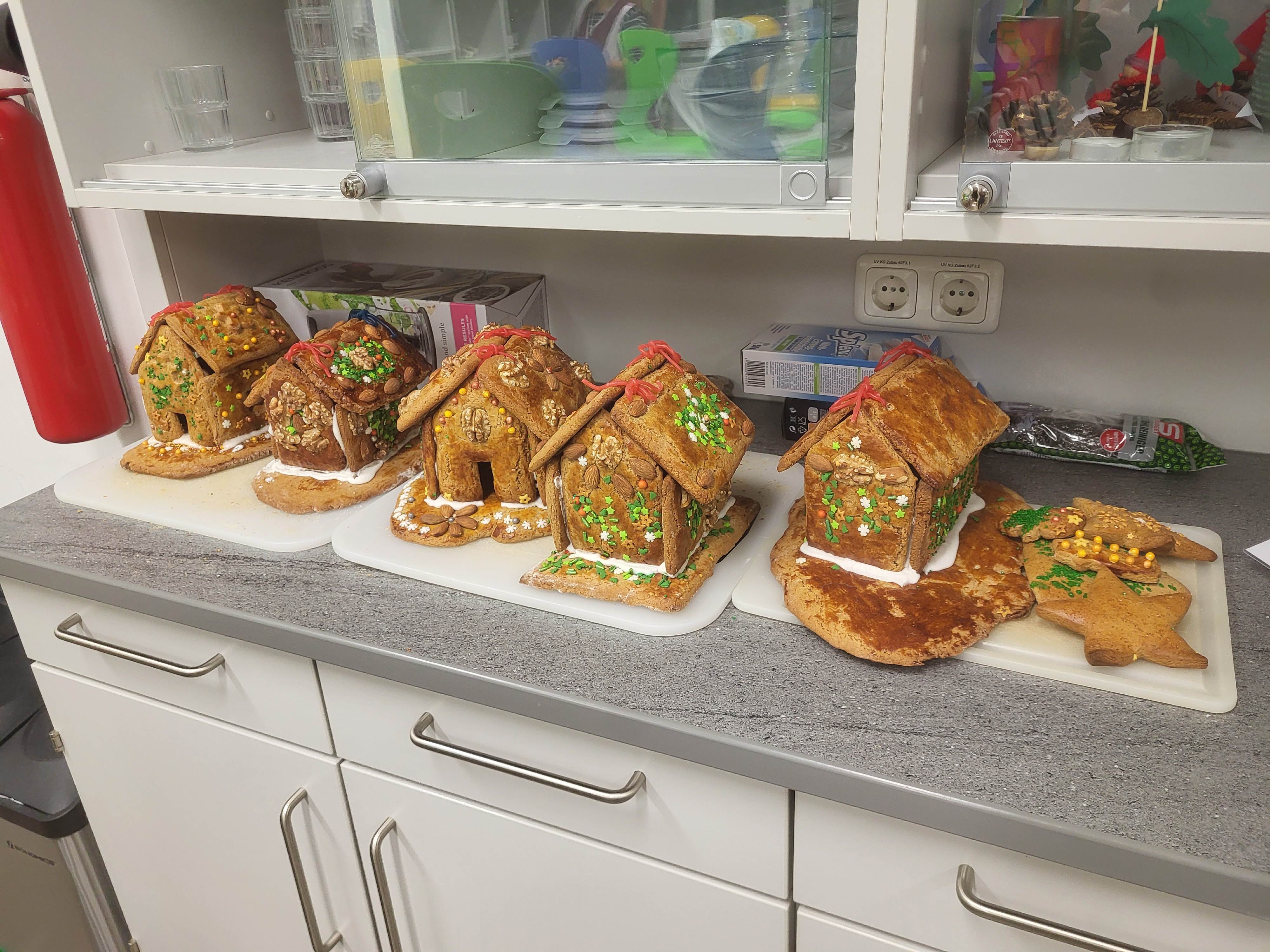 20251209_170150.jpg 20251209_170150.jpg