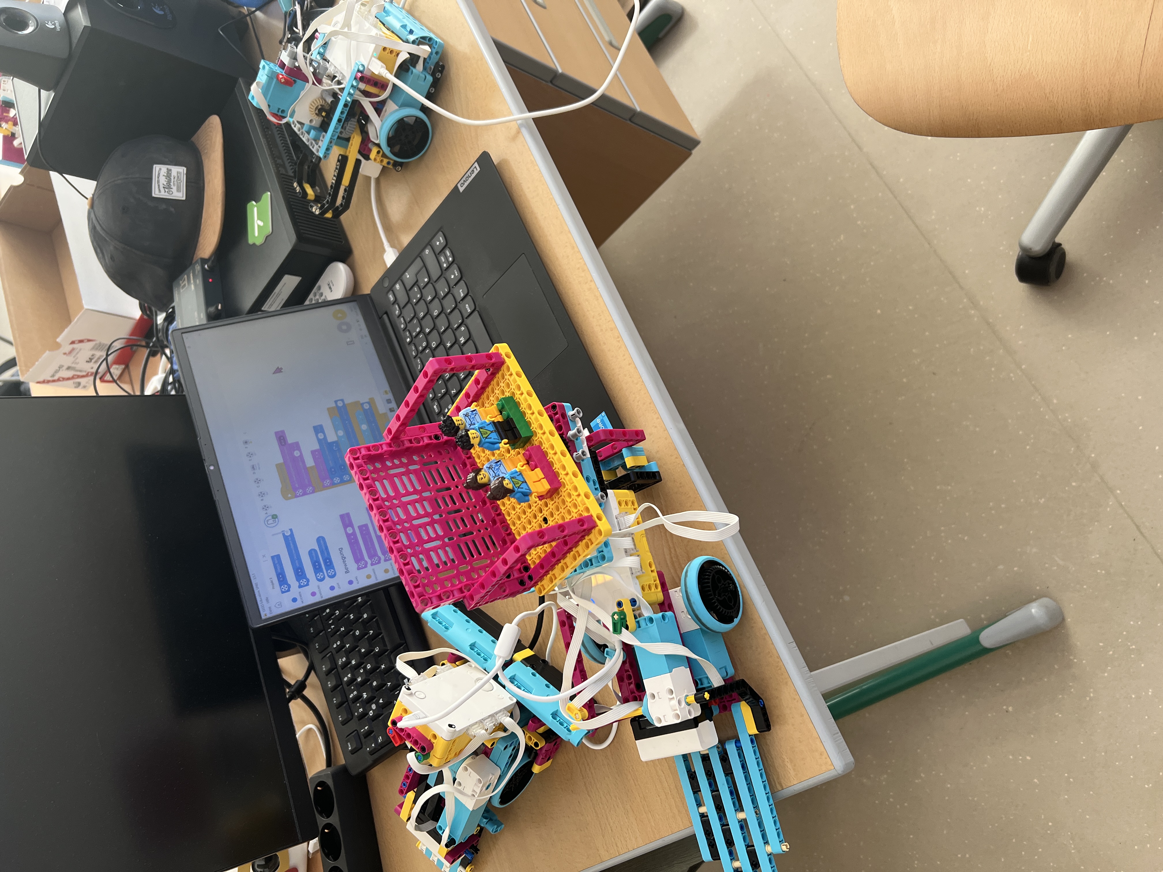 IMG_0272.jpg IMG_0272.jpg