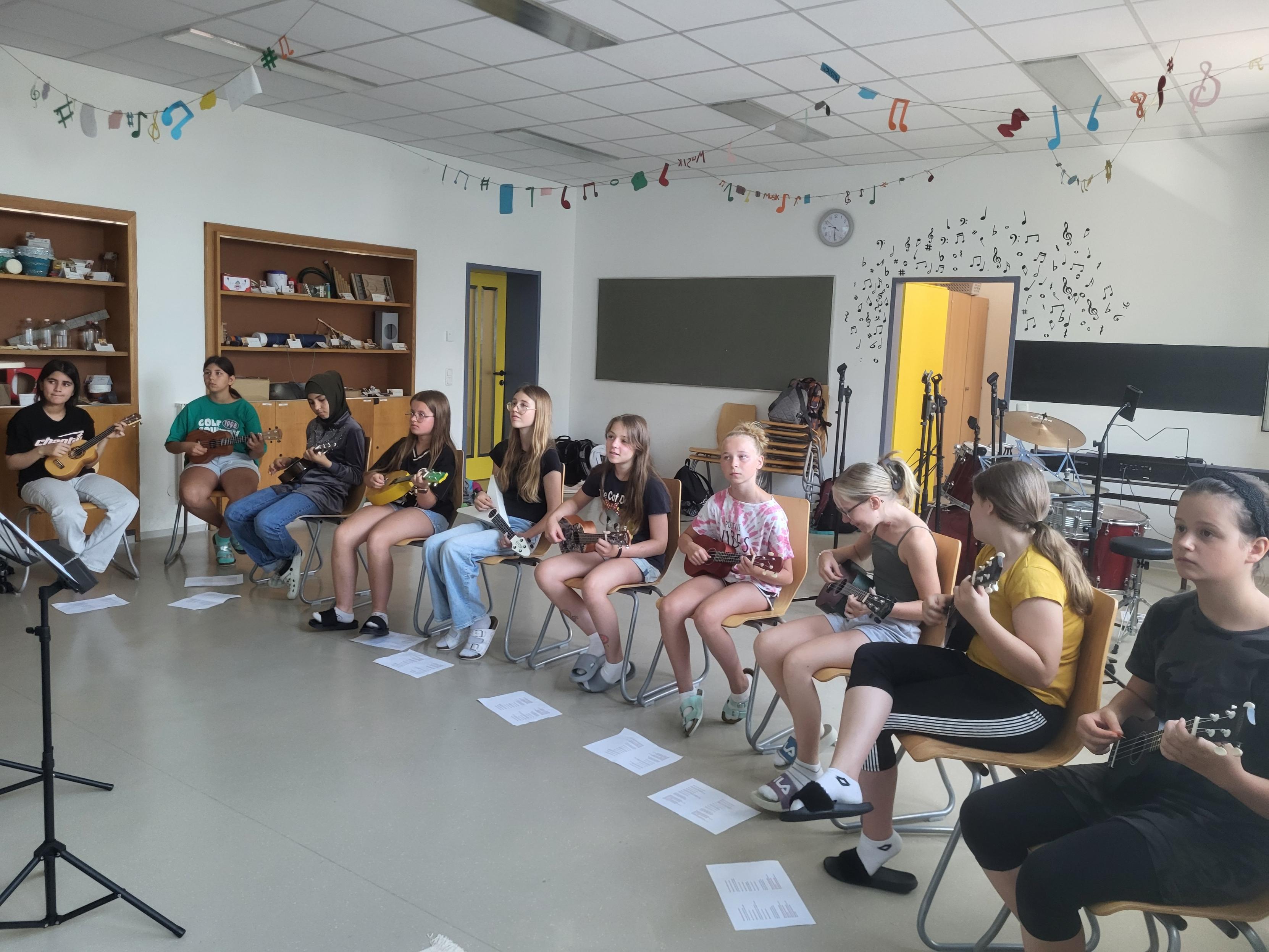 pro-m4ClVl9b.jpeg pro-m4ClVl9b.jpeg